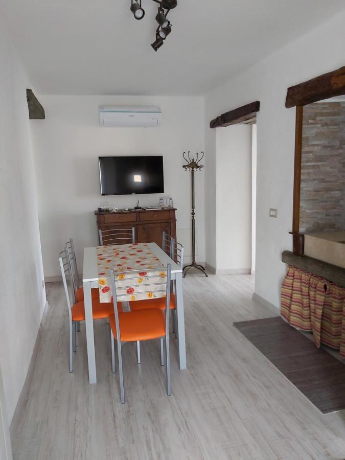 Casa Cimavilla Con Parcheggio Privato Gratuito Crevoladossola Eksteriør billede